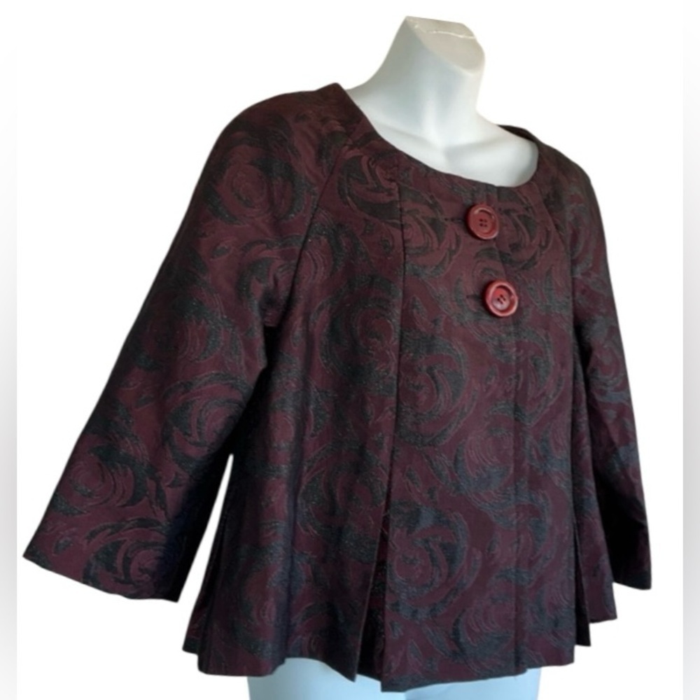 WD.NY  Blazer Women's 12, Maroon Floral brocade Boxy Swing pleated retro buttons